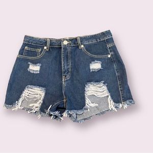 high waisted distressed Shorts